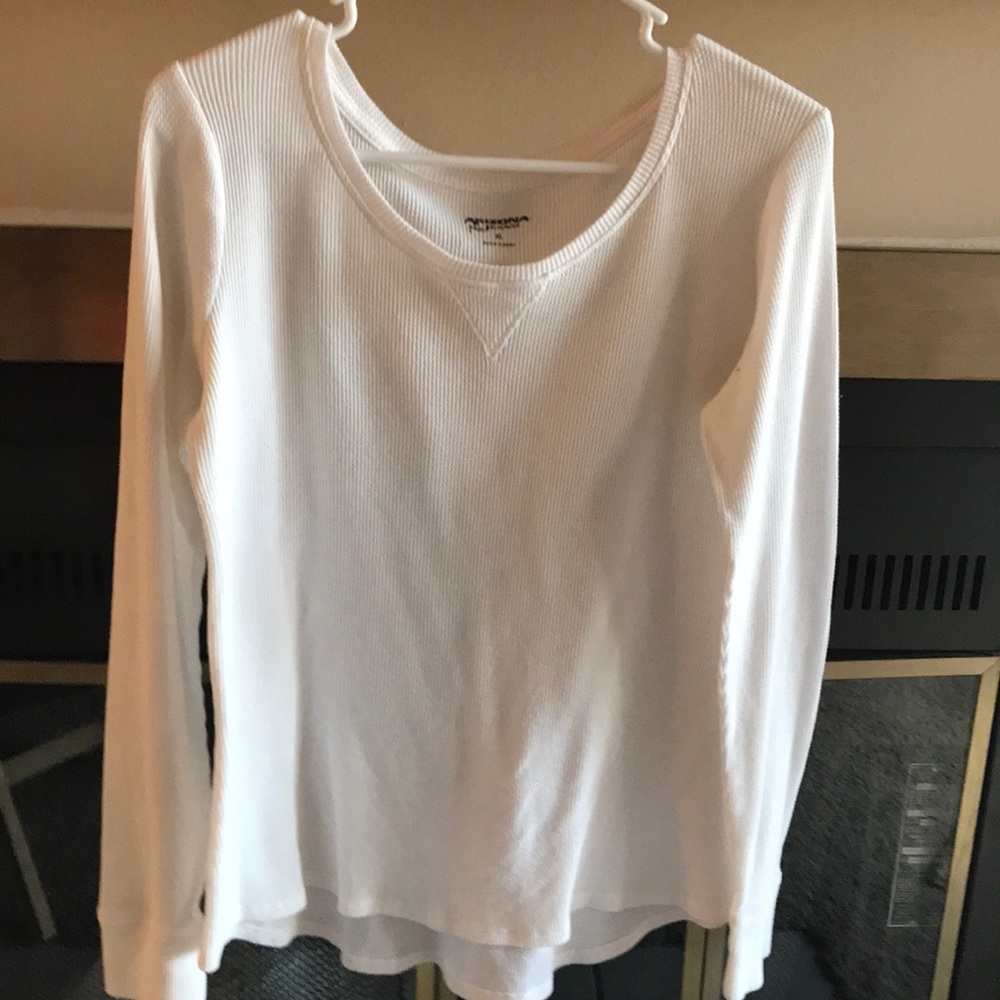 White long sleeve thermal
